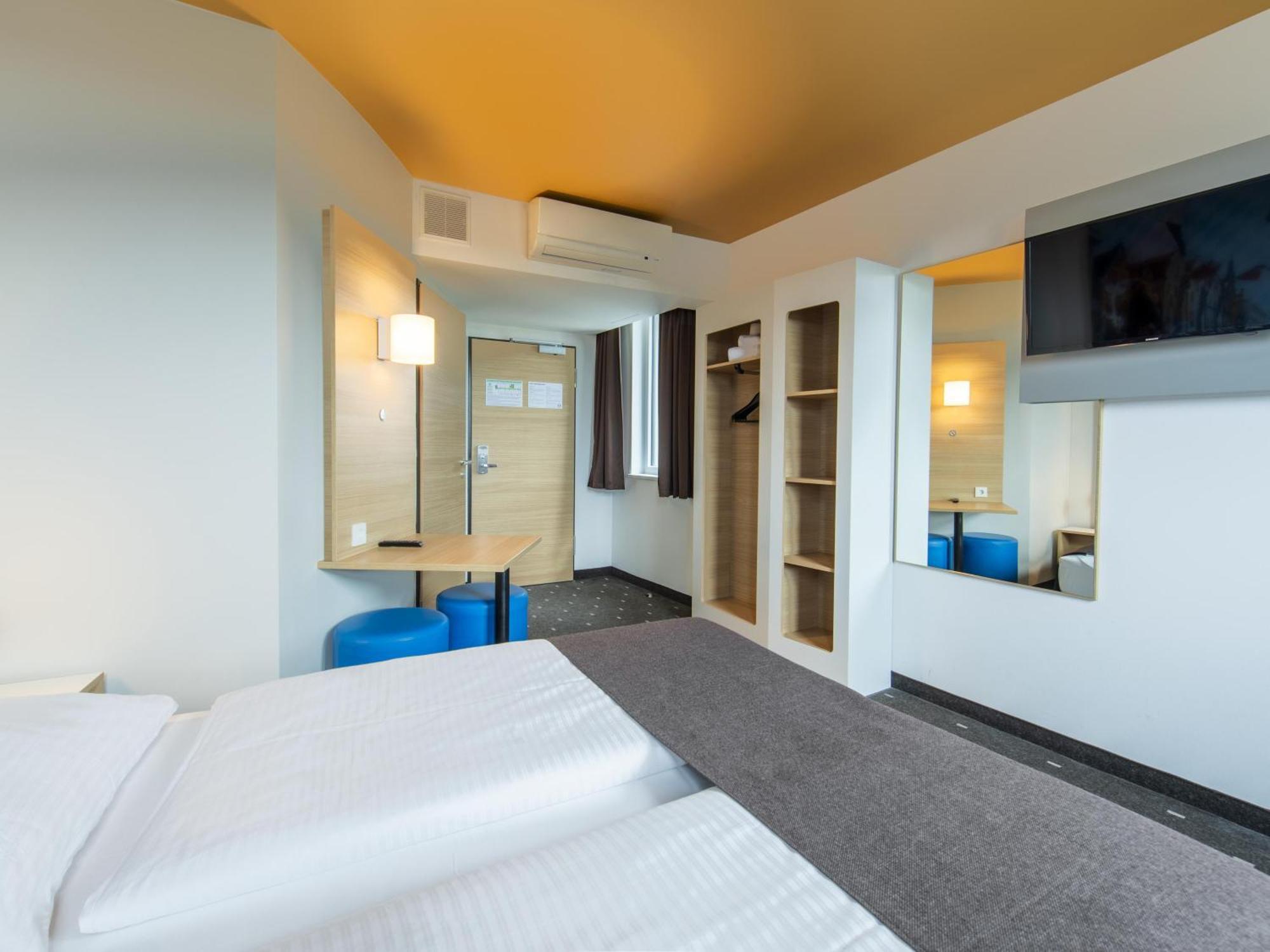 B&B Hotel Landshut Buitenkant foto
